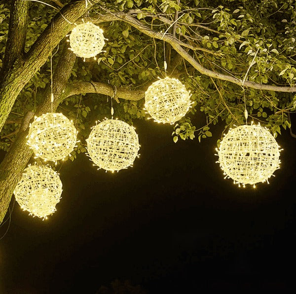 Boule lumineuse solaire d'extérieur – Blanc chaud 30 cm