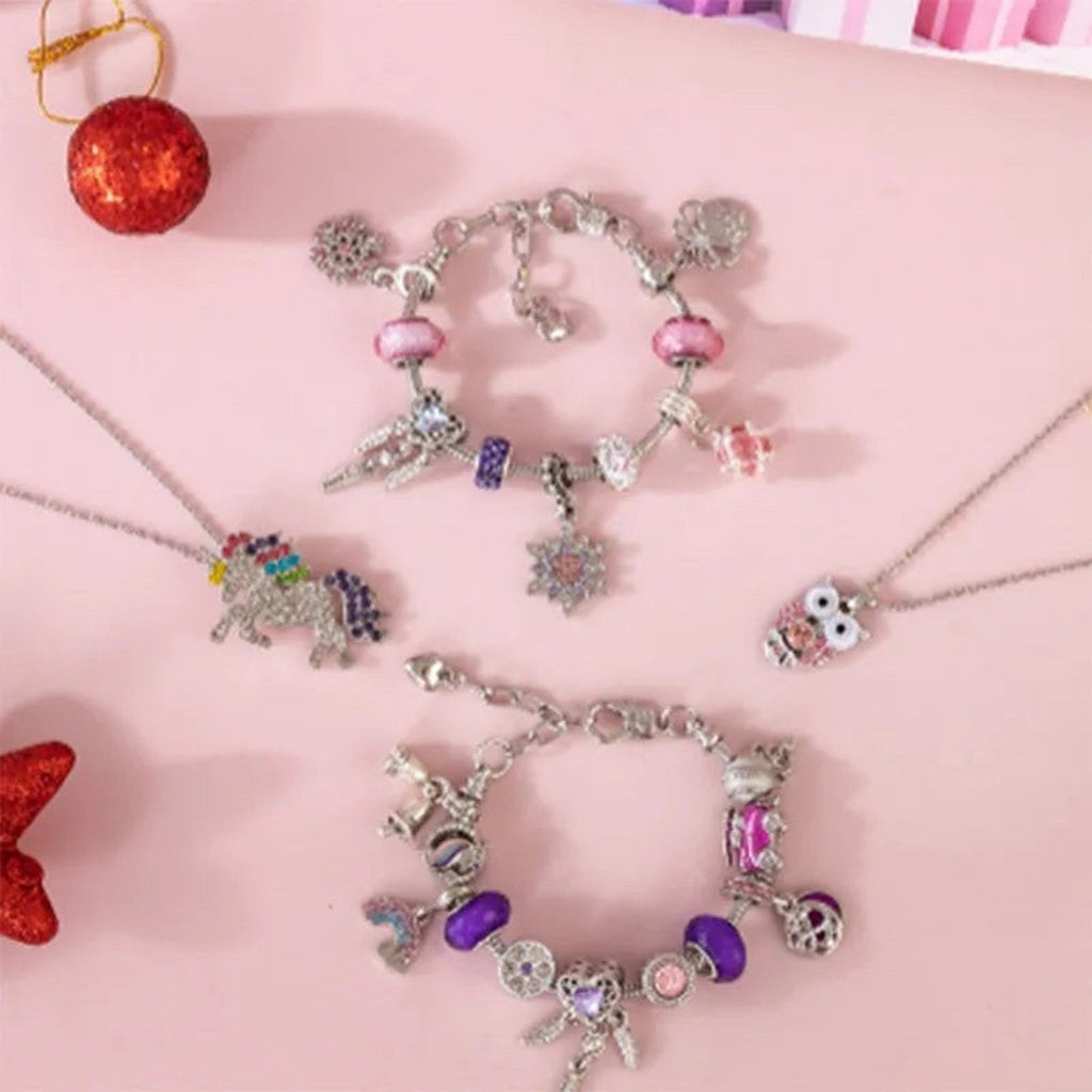 Calendrier de l'Avent Bijoux 2026 – 24 charms et bracelet